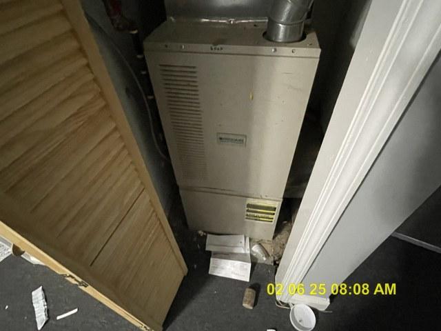 5149 S Marshfield Ave, Chicago, IL 60609 - detailed view of water heater