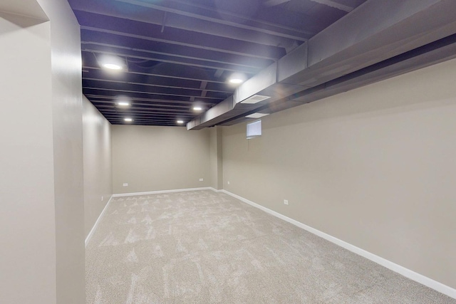 521 Buckthorn Ln, Hillside, IL 60162 - finished below grade area with carpet and baseboards