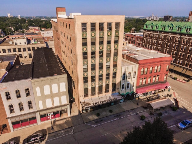 212 N Center St Unit 502, Bloomington, IL 61701 - drone / aerial view