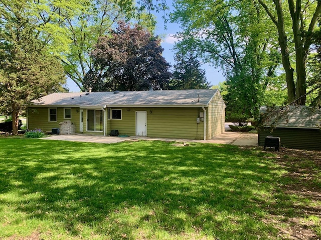 132 Pratt Blvd, Roselle, IL 60172 - rear view of house with a patio and a yard