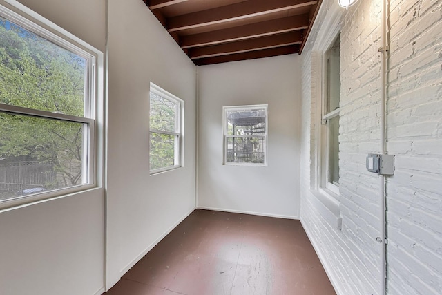 5357 N Wayne Ave, Chicago, IL 60640 - view of unfurnished sunroom