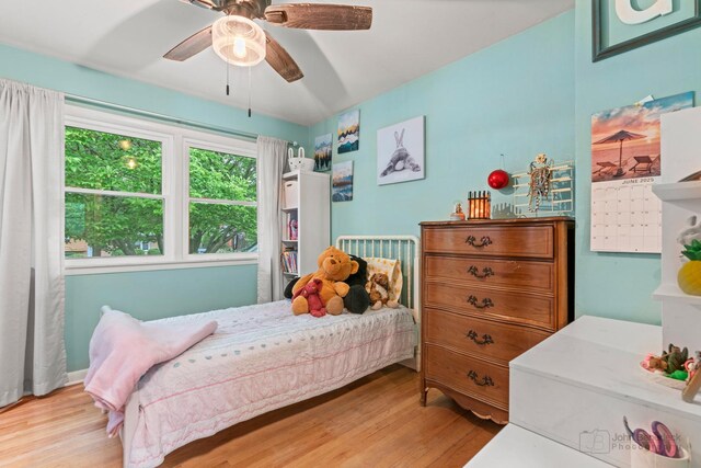 925 S Chestnut Ave, Arlington Heights, IL 60005 - bedroom featuring wood finished floors and a ceiling fan