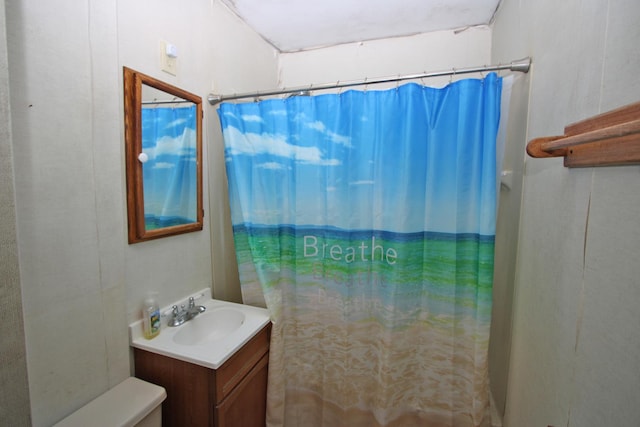 20 Johnathan Rd, Lake Zurich, IL 60047 - full bathroom featuring vanity, toilet, and a shower with curtain