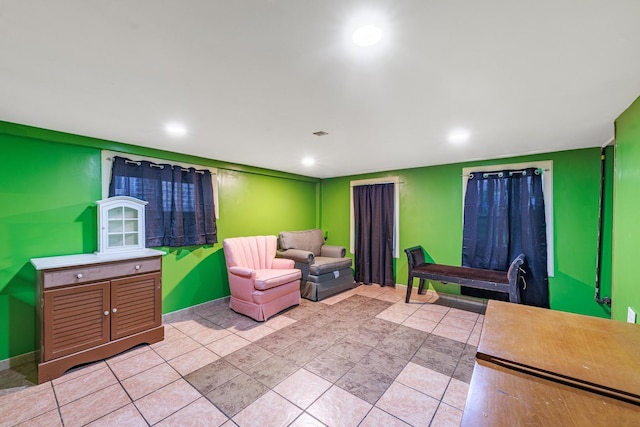 2807 S Spaulding Ave, Chicago, IL 60623 - living area featuring baseboards and recessed lighting