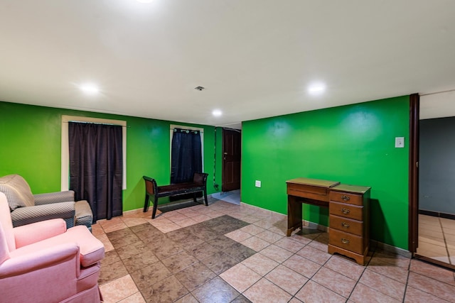 2807 S Spaulding Ave, Chicago, IL 60623 - living room with recessed lighting and baseboards