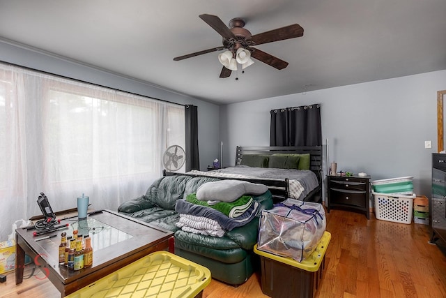 2598 N 2739th Rd, Marseilles, IL 61341 - bedroom with wood finished floors and ceiling fan
