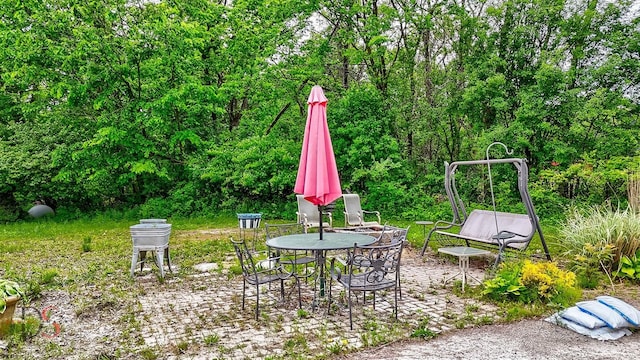 2598 N 2739th Rd, Marseilles, IL 61341 - view of patio with outdoor dining area