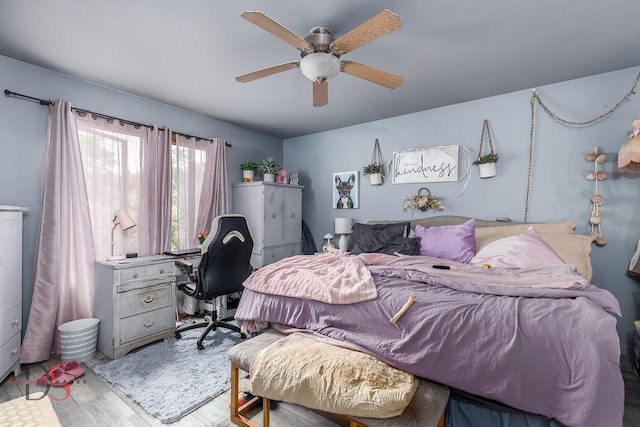 2598 N 2739th Rd, Marseilles, IL 61341 - bedroom with wood finished floors and a ceiling fan