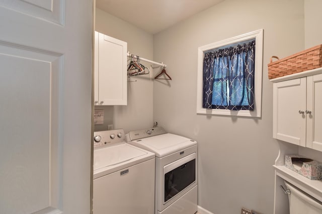 904 E Madison St, Pontiac, IL 61764 - washroom with washing machine and dryer and cabinet space