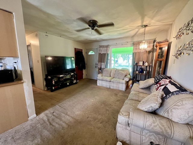 1405 W Beech St, Urbana, IL 61801 - living area with carpet and ceiling fan