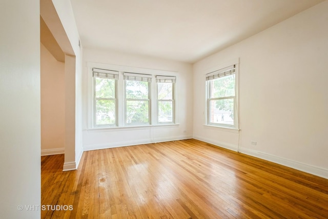 4148 N Clarendon Ave Unit 102, Chicago, IL 60613 - spare room featuring wood-type flooring