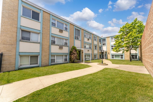 6850 Cermak Rd Unit Gb, Berwyn, IL 60402 - view of building exterior