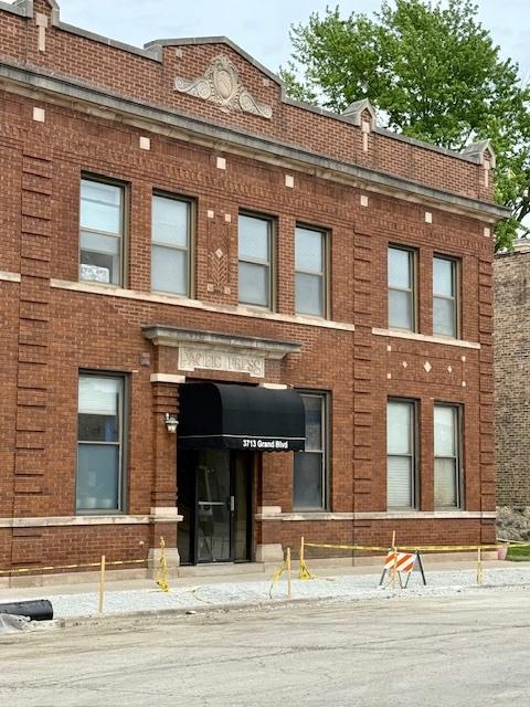 3713 Grand Blvd Unit 10, Brookfield, IL 60513 - view of building exterior
