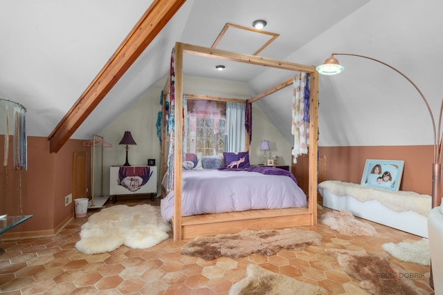 20719 Highview Rd, Marengo, IL 60152 - bedroom featuring lofted ceiling