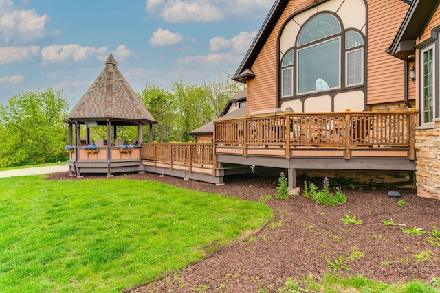 20719 Highview Rd, Marengo, IL 60152 - view of grassy yard featuring a gazebo and a deck