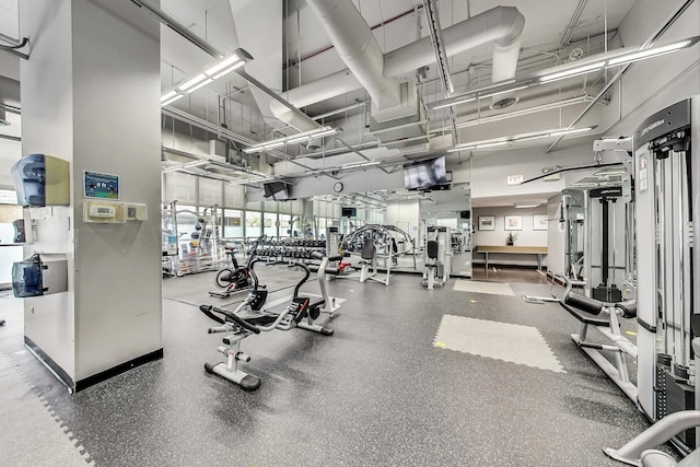 655 W Irving Park Rd Unit 4212, Chicago, IL 60613 - view of exercise room