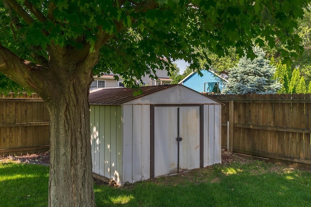 1712 Royal Pointe Dr, Bloomington, IL 61704 - photo 25