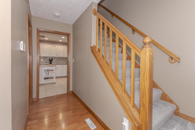1712 Royal Pointe Dr, Bloomington, IL 61704 - photo 6