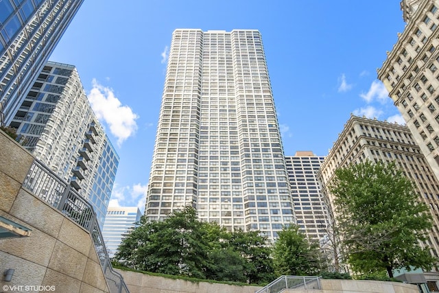 405 N Wabash Ave Unit 713, Chicago, IL 60611 - view of property