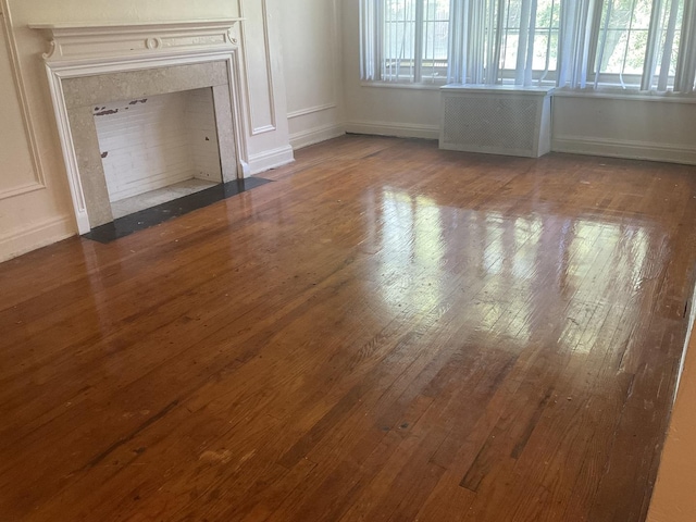 6832 S S Shore Dr Unit 1, Chicago, IL 60649 - unfurnished living room featuring hardwood / wood-style flooring