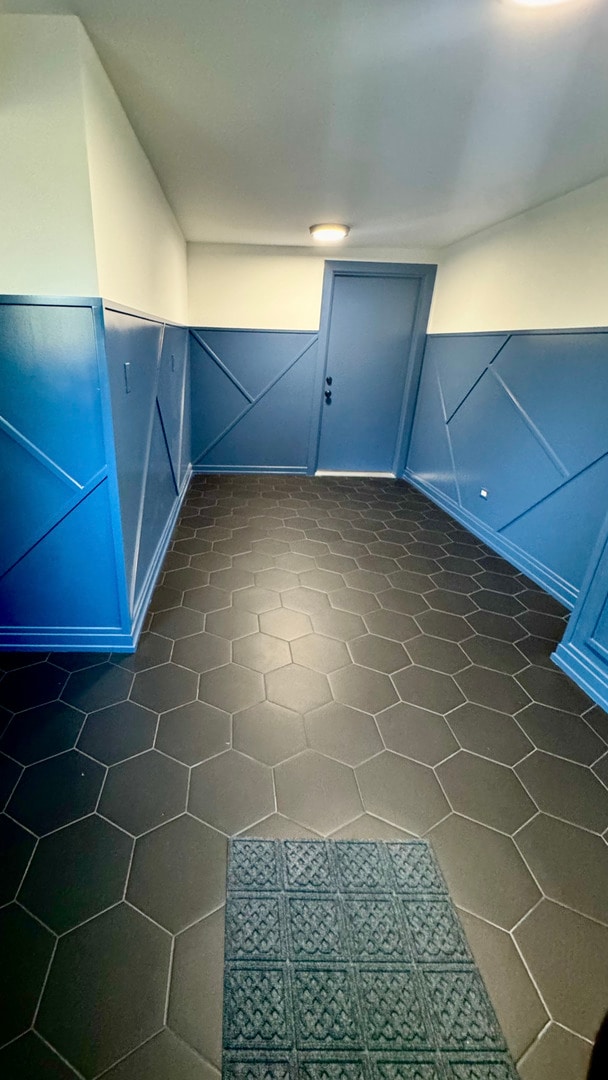1110 W Marquette Rd, Chicago, IL 60621 - additional living space with dark tile patterned floors