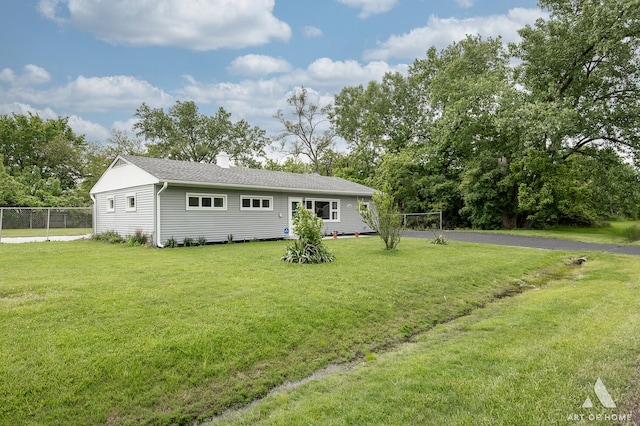 16568 Plainview Dr, Markham, IL 60428 - view of front of house with a chimney and roof with shingles