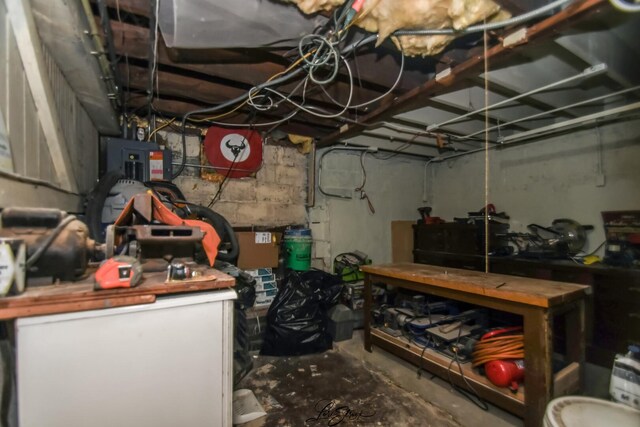 905 Kelly Ave, Joliet, IL 60435 - unfinished basement with electric panel