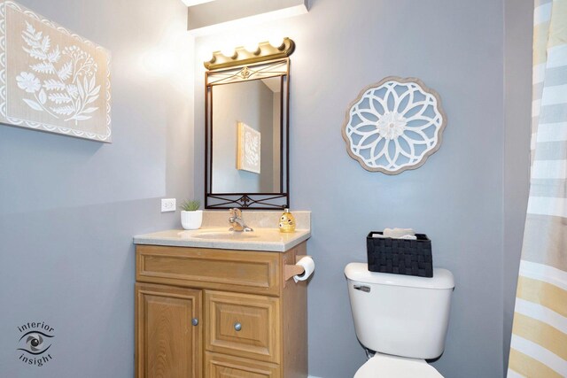 883 White Tail Bnd, Manteno, IL 60950 - full bathroom with toilet, vanity, and curtained shower