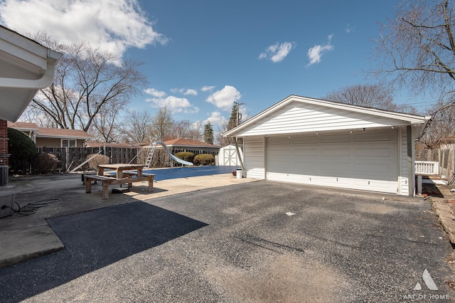 3034 190th St, Lansing, IL 60438 - view of detached garage