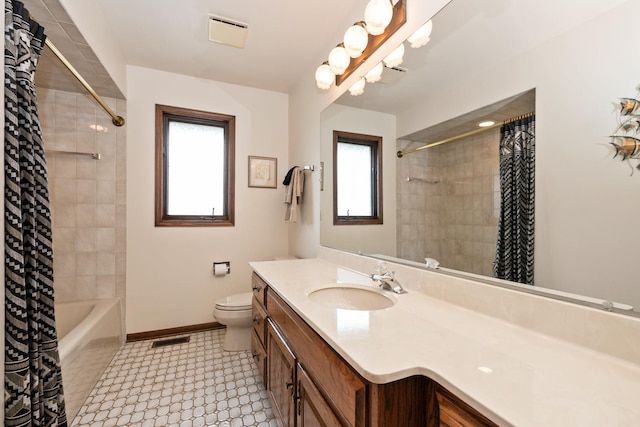 7618 W 157th St, Orland Park, IL 60462 - bathroom with healthy amount of natural light, toilet, vanity, and shower / tub combo with curtain