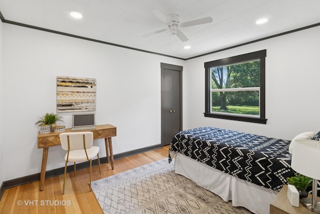 2309 N Riverside Dr, Mchenry, IL 60051 - bedroom featuring wood finished floors, recessed lighting, a ceiling fan, ornamental molding, and a closet