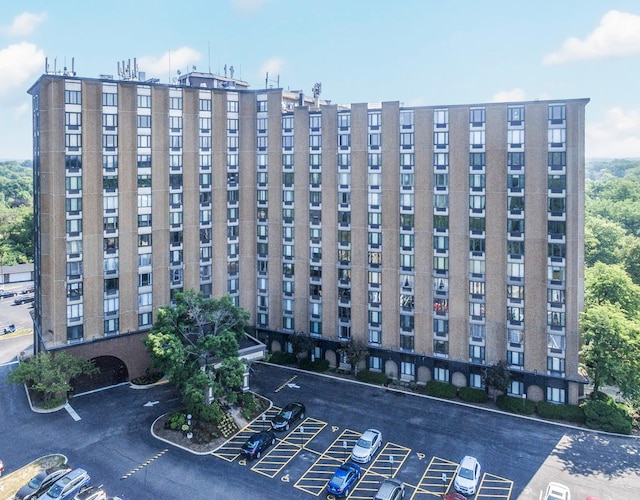 1 Renaissance Pl Unit 805, Palatine, IL 60067 - view of apartment building / complex with uncovered parking