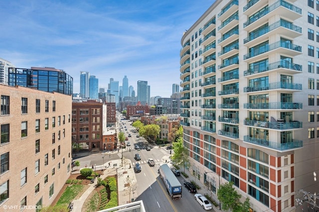 757 N Orleans St Unit 711, Chicago, IL 60654 - view of city skyline