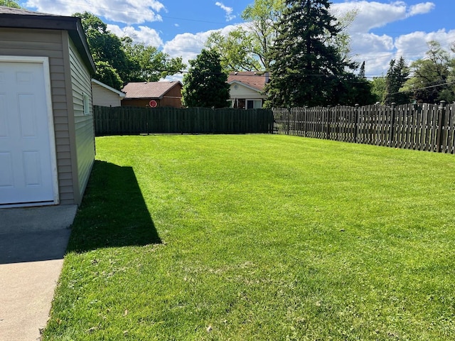 3050 Charles St, Melrose Park, IL 60164 - view of yard