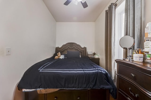 3340 W Polk St, Chicago, IL 60624 - bedroom featuring ceiling fan and lofted ceiling