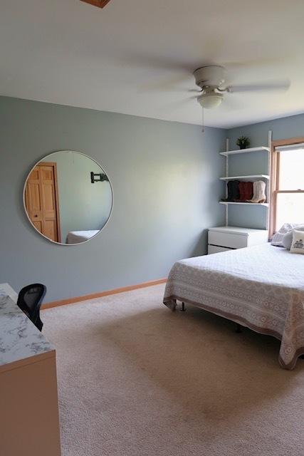 957 Chancery Ln, Cary, IL 60013 - carpeted bedroom featuring baseboards and a ceiling fan