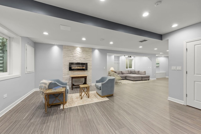 4328 Chinaberry Ln, Naperville, IL 60564 - living room featuring a fireplace, baseboards, recessed lighting, and wood finished floors