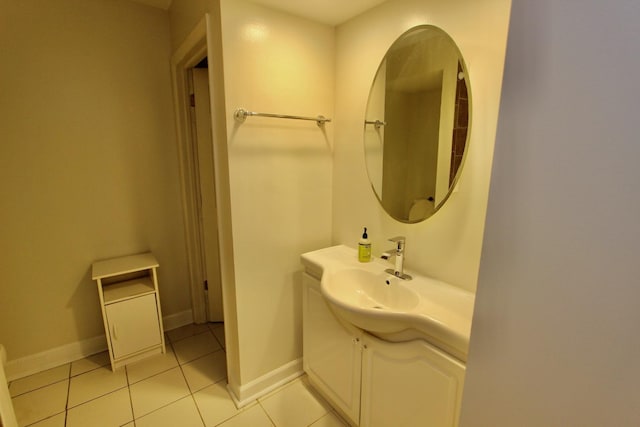 10 Old Oak Dr Unit 103, Buffalo Grove, IL 60089 - bathroom with vanity, tile patterned floors, and baseboards