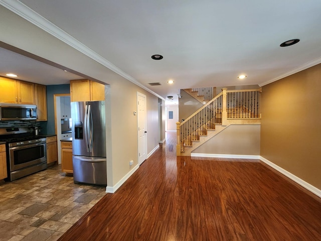7943 Natoma Ave, Burbank, IL 60459 - photo 2