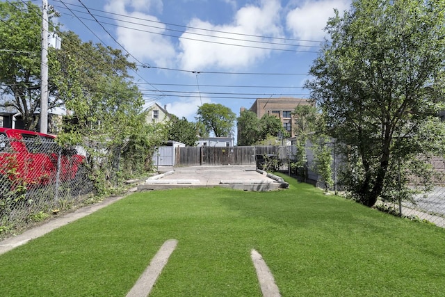 4130 W Potomac Ave, Chicago, IL 60651 - view of yard with a patio area
