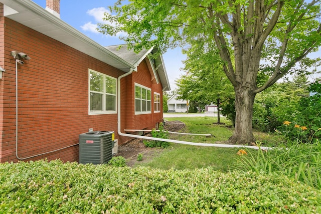 16816 S Park Ave, South Holland, IL 60473 - view of yard featuring central AC unit