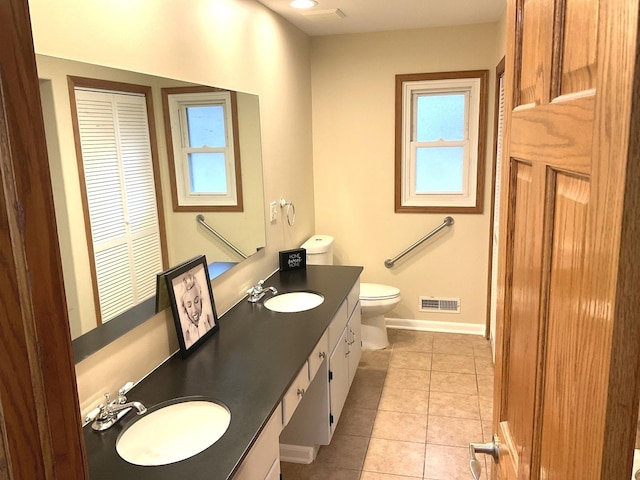 813 Junie Ct, Joliet, IL 60435 - full bathroom with double vanity and tile patterned flooring