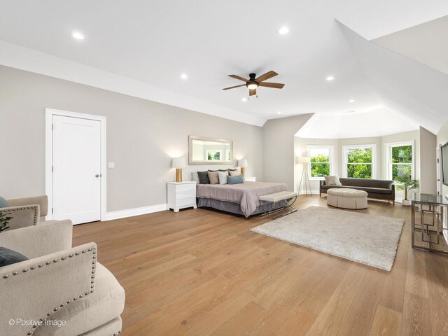 608 W 55th St, Hinsdale, IL 60521 - bedroom with baseboards, light wood-style flooring, recessed lighting, vaulted ceiling, and a ceiling fan