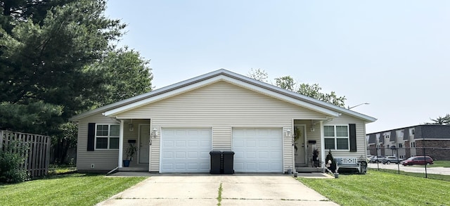 1704 S Cottage Grove Ave, Urbana, IL 61801 - ranch-style home featuring driveway