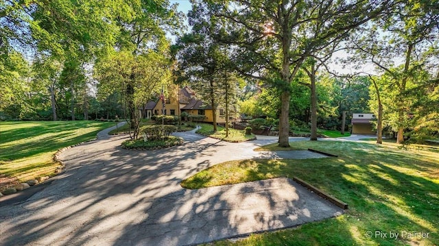 4915 Terra Cotta Rd, Crystal Lake, IL 60012 - surrounding community featuring a lawn