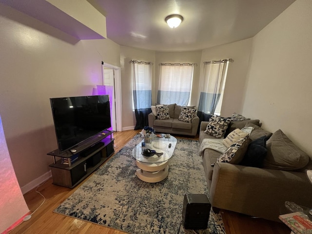 801 S Kedvale Ave, Chicago, IL 60624 - living area with wood finished floors and baseboards