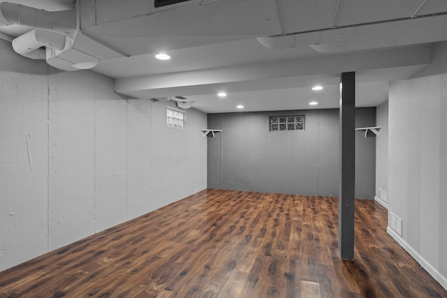 710 Longwood Dr, Lake Forest, IL 60045 - finished below grade area featuring wood finished floors and recessed lighting