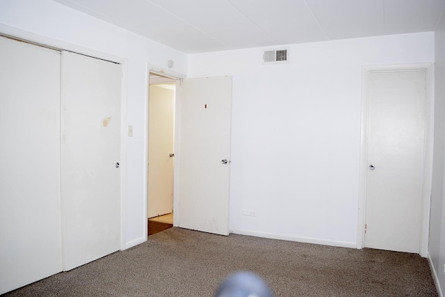 10241 Central Ave Unit 1B, Oak Lawn, IL 60453 - unfurnished bedroom featuring carpet flooring and a closet
