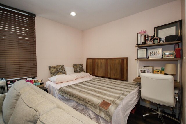 3900 N Pine Grove Ave Unit 203, Chicago, IL 60613 - bedroom featuring recessed lighting