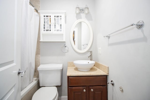 3900 N Pine Grove Ave Unit 203, Chicago, IL 60613 - bathroom featuring vanity, toilet, and shower / bath combination with curtain